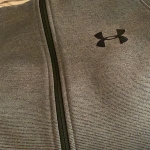 Under Armour Zip up